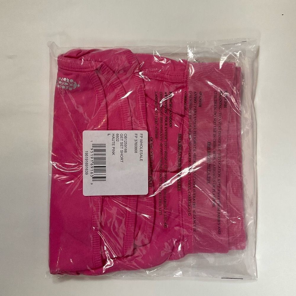 NWT Free People Movement Get Set 100% Cotton Workout Short Haute Pink L - Picture 4 of 6
